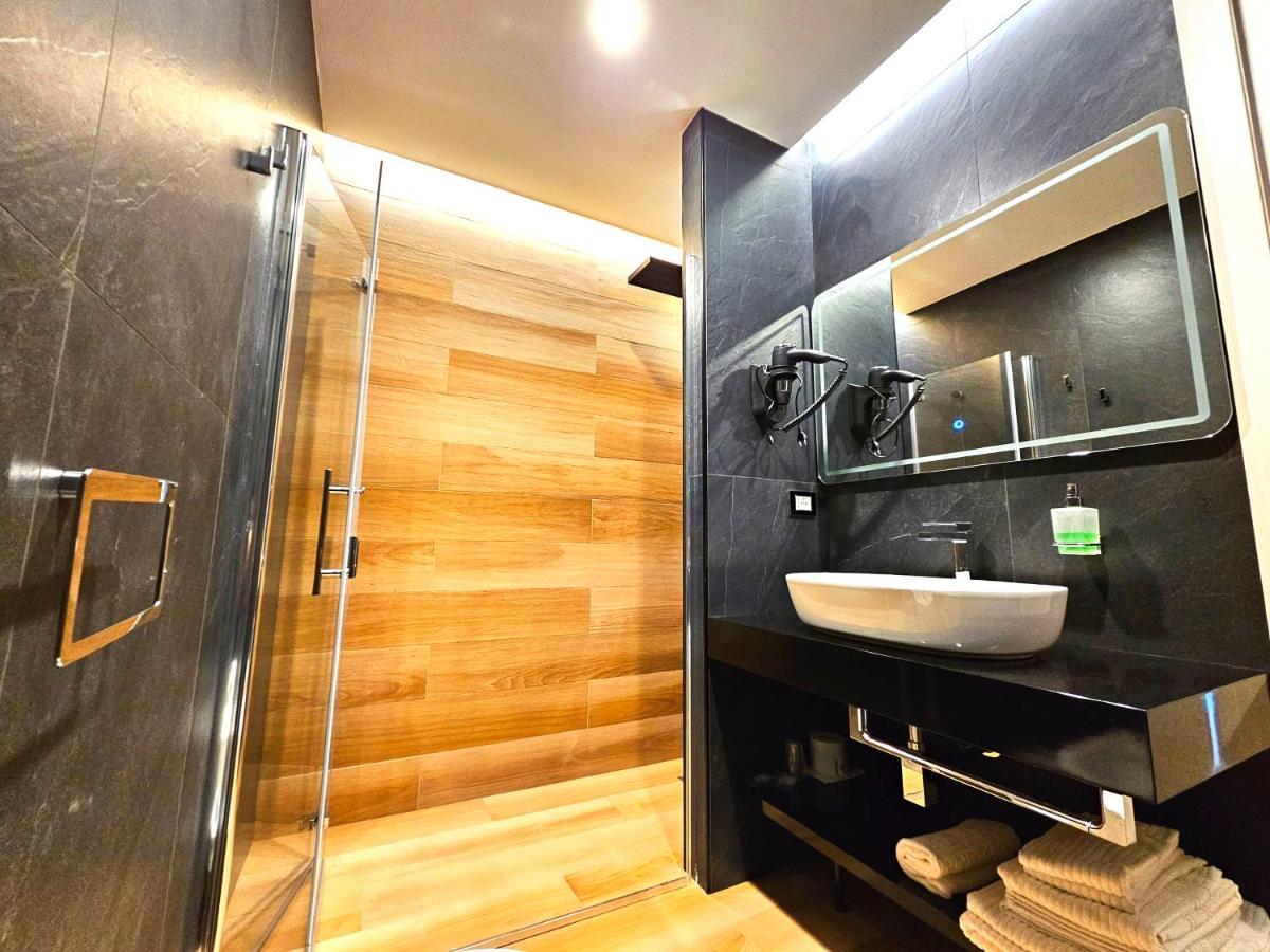 Bed & Breakfast Trilogy Prestige - Premium
